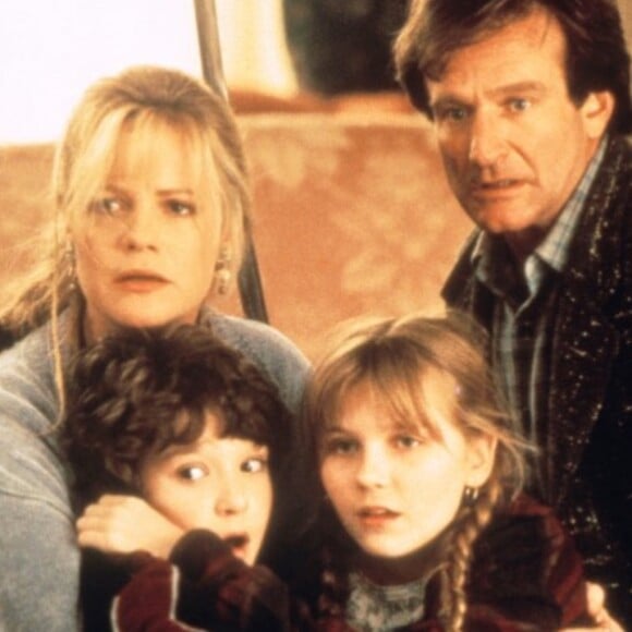 Robin Williams, Kirsten Dunst, Bonnie Hunt et Bradley Pierce dans le film "Jumanji"