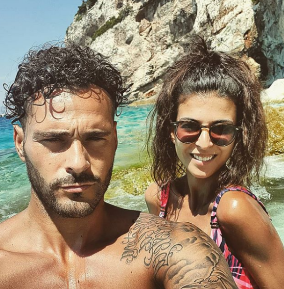 Serena des "Ch'tis" et Giuseppe à la plage - photo Instagram du 19 juillet 2019