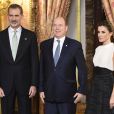 Le roi Felipe VI et la reine Letizia d'Espagne, le prince Albert II de Monaco - Le roi Felipe VI et la reine Letizia d'Espagne donnent une réception à l'occasion de l'ouverture de la Cop25, conférence des Nations sur le changement climatique, au palais royal à Madrid, le 2 décembre 2019.