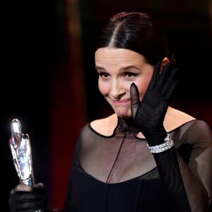 Juliette Binoche assiste aux European Film Awards 2019 à Berlin, le 7 décembre 2019.