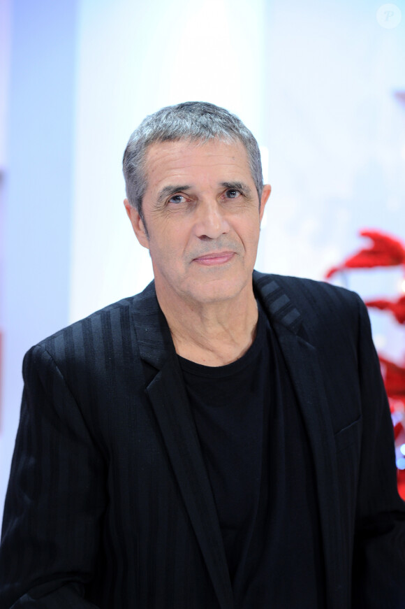 Exclusif - Julien Clerc - Enregistrement de l'émission "Vivement Dimanche" présentée par M.Drucker et diffusée le 15 décembre 2019 sur France 2. Le 2 décembre 2019 © Guillaume Gaffiot / Bestimage