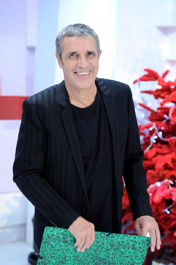 Exclusif - Julien Clerc - Enregistrement de l'émission "Vivement Dimanche" présentée par M.Drucker et diffusée le 15 décembre 2019 sur France 2. Le 2 décembre 2019 © Guillaume Gaffiot / Bestimage