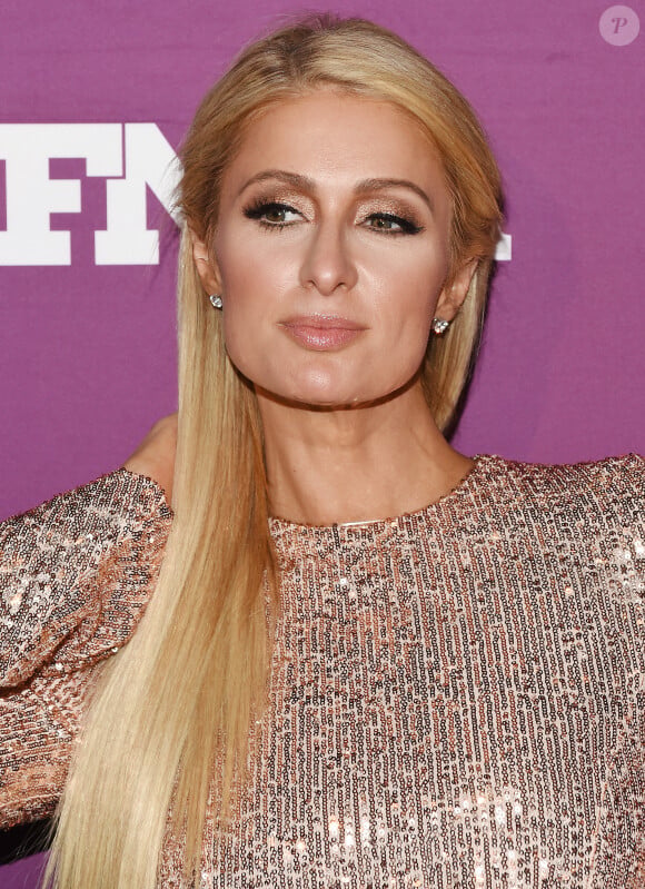 Paris Hilton lors de la 33ème édition des 'Footwear News Achievement Awards' à New York, le 3 décembre 2019.