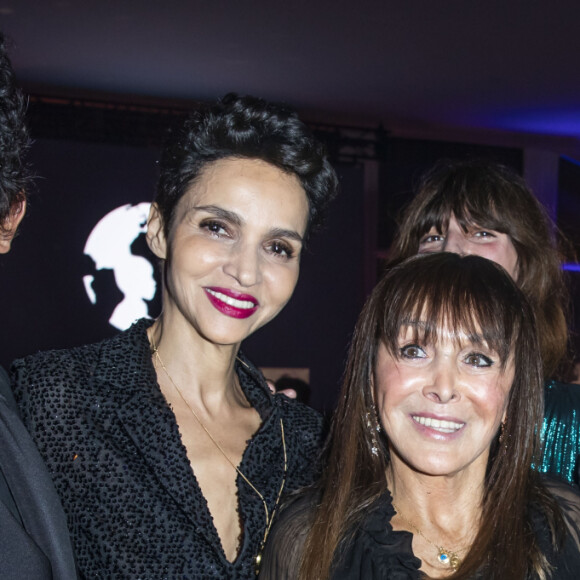 Haider Ackermann, Farida Khelfa, Babeth Djian, Neymar et Olivier Rousteing assistent au dîner de gala de l'association AEM (Un Avenir pour les Enfants du Monde) au bénéfice des enfants du Rwanda organisé par Babeth Djian au Pavillon Ledoyen. Paris, France, le 12 décembre 2019. © Olivier Borde/Bestimage