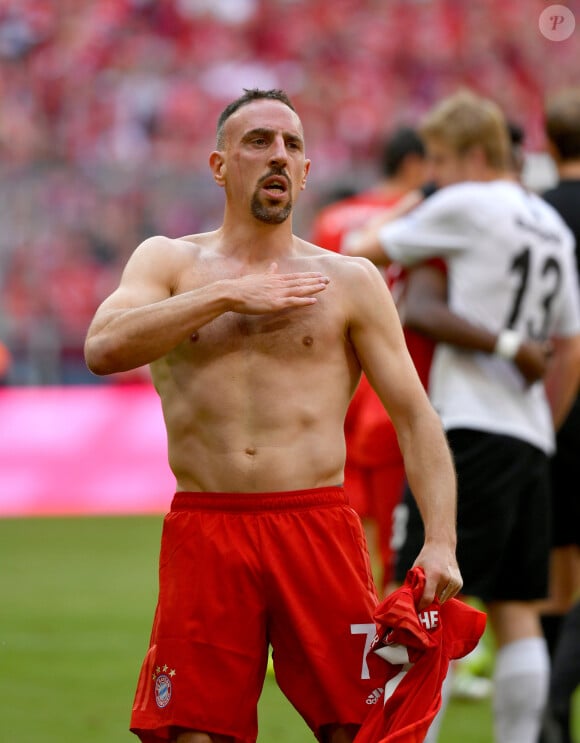 Franck Ribéry célèbre le titre de champion d'Allemagne (victoire face à l'Eintracht Francfort) et son dernier match sous les couleurs du Bayern de Munich - Munich le 18 Mai 2019.