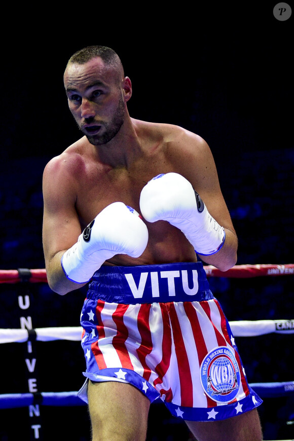 Cédric Vitu - Championnats du monde WBA Gold Super Welters - Gala de boxe Univent à l'AccorHotels Arena de Paris pour le championnat du monde WBA le 15 novembre 2019. © JB Autissier / Panoramic / Bestimage