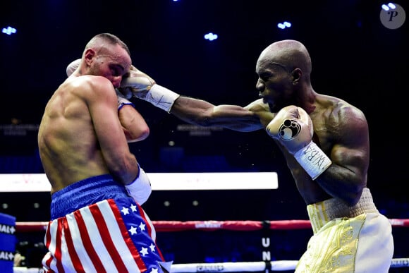 Michel Soro vs Cédric Vitu - Championnats du monde WBA Gold Super Welters - Gala de boxe Univent à l'AccorHotels Arena de Paris pour le championnat du monde WBA le 15 novembre 2019. © JB Autissier / Panoramic / Bestimage