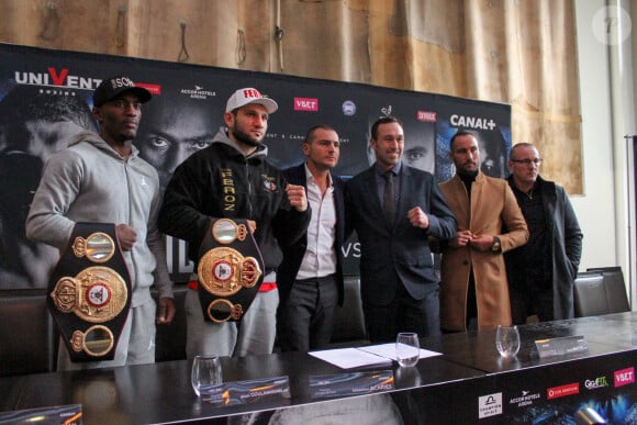 Michel Soro, Arsen Goulamirian, Sébastien Acariès, Kane Watts, Cédric Vitu, Jean-Christophe Vitu - Boxe : Conference de presse avant les combats entre Arsen.Goulamirian vs Kane.Watts et Michel.Soro vs Cédric.Vitu à Paris le 12 novembre 2019. © Kevin Domas / Panoramic / Bestimage