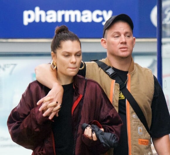 Exclusif - Jessie J et son compagnon Channing Tatum font du shopping en amoureux à Londres, le 19 juin 2019.