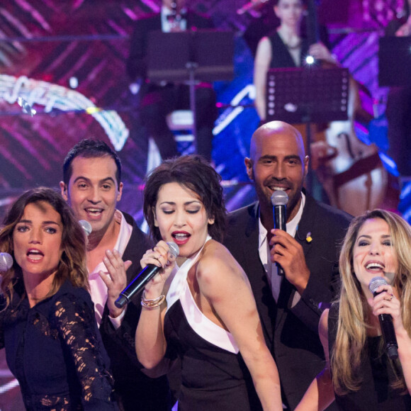 Exclusif - Les chanteurs de la Star Academy Saison 4 (Karima Charni, Hoda Sanz, Mathieu Johann, Tina Tictone, Lucie Bernardoni, Sofiane Tadjine-Lambert, Francesca Antoniotti, Enrique Toyos) - Emission hommage à "Grégory Lemarchal, 10 ans après l'histoire continue" au Zénith de Paris et retransmis en direct sur TF1 le 7 janvier 2017. © Cyril Moreau/Bestimage