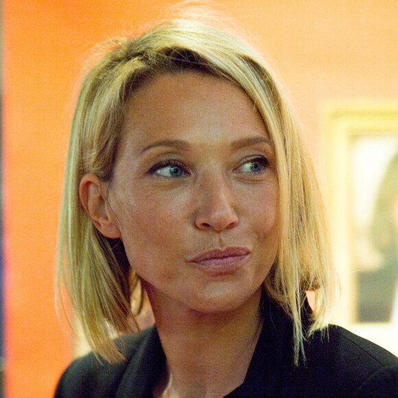 Laura Smet assiste à l'avant-première du film "La Sainte Famille" à l'UGC Ciné Cité Les Halles. Paris, le 19 décembre 2019