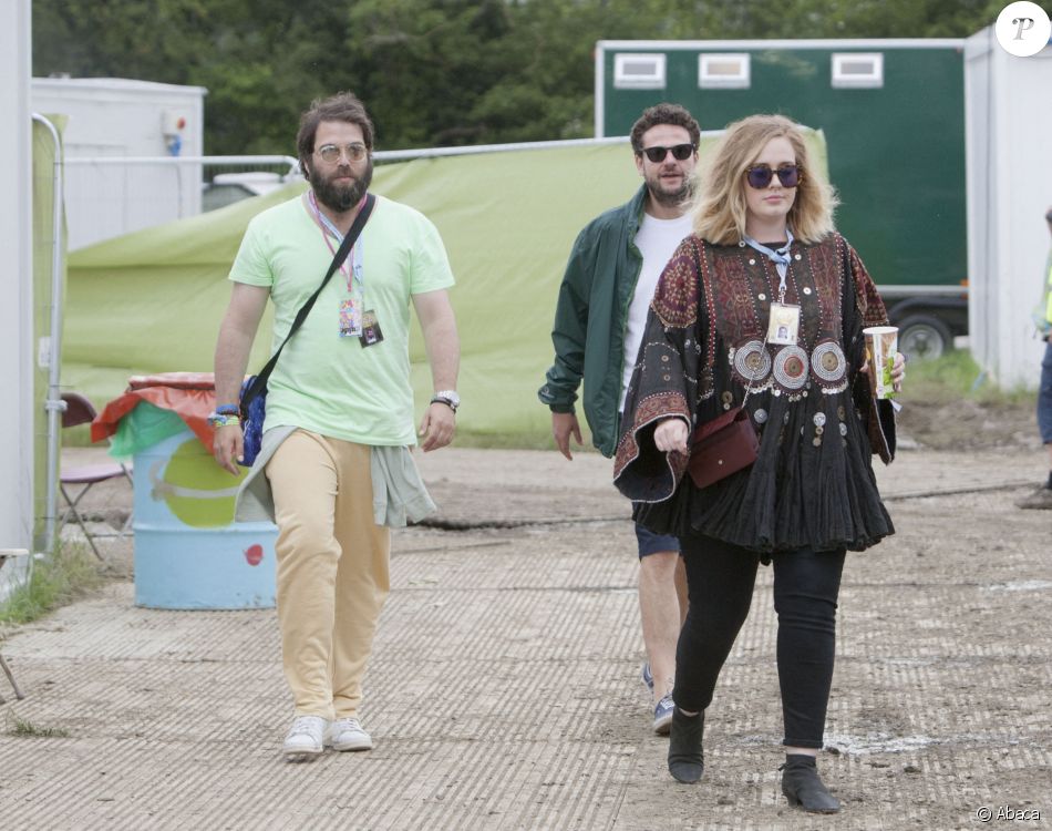 Adele et son ex-mari Simon Konecki au festival de musique de Glastonbury, en juin 2015.