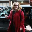 La chanteuse Adele souriante à New York le 20 novembre 2015.