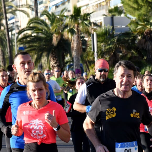 Christian Estrosi, le maire de Nice, et sa femme, Laura Tenoudji Estrosi participent à la 21ème édition de la Prom Classic, 10 kilomètres de course à pied, sur la Promenade des Anglais à Nice, France, le 5 janvier 2020. Début d'année sportif pour le couple Estrosi qui a bouclé les 10 kilomètres du parcours en 1h et 15 minutes. C'est Laura qui a donné le départ de la catégorie Handisport. © Bruno Bébert/Bestimage