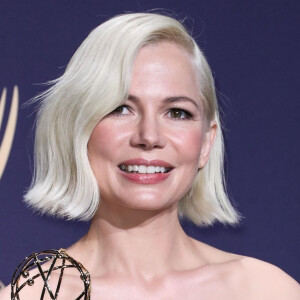 Michelle Williams - Photocall des lauréats de la cérémonie des Emmy Awards, le 22 septembre 2019 à Los Angeles.