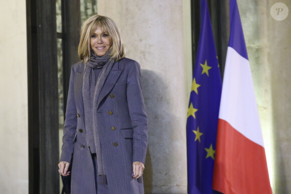 Brigitte Macron - Brigitte Macron félicite l'équipe de France de Fed Cup au palais de l'Elysée, Paris, France 12 novembre 2019. © Gwendoline Le Goff/Panoramic/Bestimage