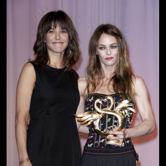 Sophie Marceau et Vanessa Paradis au Festival du Fil Romantique de Cabourg le 16 juin 2012