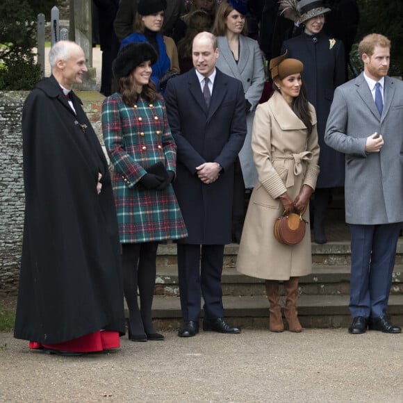 Les princesses Beatrice et Eugenie d'York, la princesse Anne, le prince William, Catherine Kate Middleton la duchesse de Cambridge enceinte, Meghan Markle et son fiancé le prince Harry, le prince Philip, duc d'Edimbourg - La famille royale d'Angleterre arrive à la messe de Noël à l'église Sainte-Marie-Madeleine à Sandringham, le 25 décembre 2017.