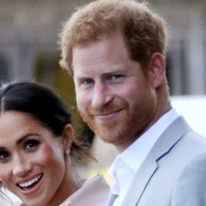 Le prince Harry, duc de Sussex et sa femme Meghan Markle, duchesse de Sussex, arrivent à l'exposition commémorative de la naissance de Nelson Mandela au centre Southbank à Londres, le 17 juillet 2018.