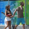 Exclusif -Nabilla et son petit ami Thomas Vergara se rendent dans une pharmacie a Hollywood, le 18 aout 2013. Nabilla a achete une boite de Monistat, un medicament pour les problemes feminins.