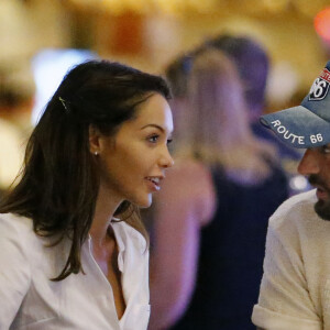 Exclusif -  Nabilla Benattia et son compagnon Thomas Vergara en vacances à Las Vegas, le 7 août 2016.