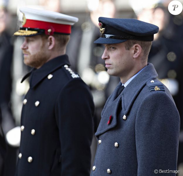 Le prince Harry, duc de Sussex, le prince William, duc de Cambridge - La famille royale d'Angleterre lors du National Service of Remembrance à Londres le 10 novembre 2019.