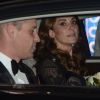 Le prince William, duc de Cambridge, et Kate Middleton, duchesse de Cambridge, quittent la soirée caritative "The Royal Variety Performance" à Londres, le 18 novembre 2019.