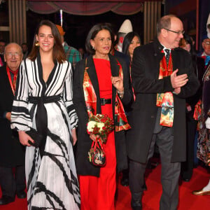 Pauline Ducruet, la princesse Stéphanie de Monaco et le prince Albert II de Monaco durant la soirée d'ouverture du 44e Festival International du Cirque de Monte-Carlo à Monaco le 16 janvier 2020. Le Festival se déroule sous le chapiteau de Fontvieille du 16 au 26 janvier 2020. © Bruno Bebert/Bestimage