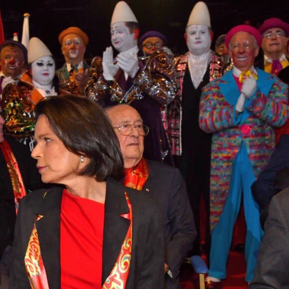 Pauline Ducruet, la princesse Stéphanie de Monaco et le prince Albert II de Monaco durant la soirée d'ouverture du 44eme Festival International du Cirque de Monte-Carlo à Monaco le 16 janvier 2020. Le Festival se déroule sous le chapiteau de Fontvieille du 16 au 26 janvier 2020. © Bruno Bebert/Bestimage