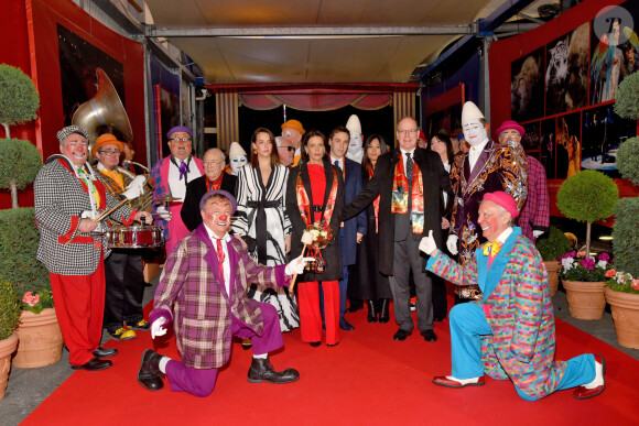 Pauline Ducruet, la princesse Stéphanie de Monaco, Louis Ducruet, sa femme Marie et le prince Albert II de Monaco durant la soirée d'ouverture du 44eme Festival International du Cirque de Monte-Carlo à Monaco le 16 janvier 2020. Le Festival se déroule sous le chapiteau de Fontvieille du 16 au 26 janvier 2020. © Bruno Bebert/Bestimage