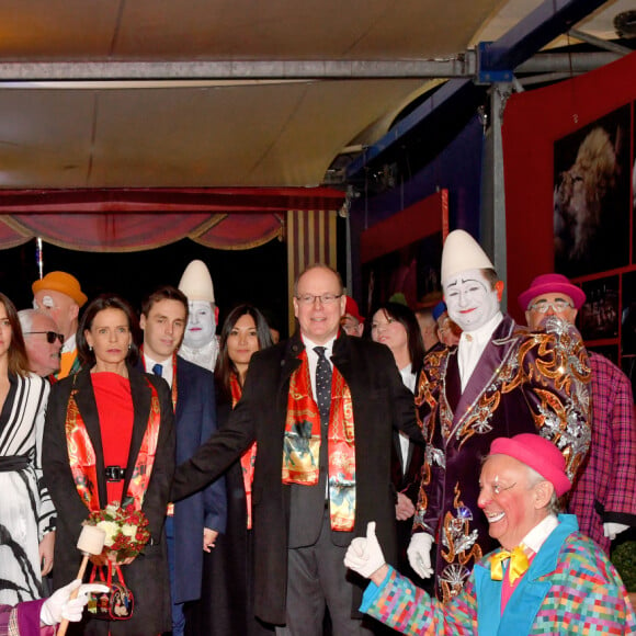 Pauline Ducruet, la princesse Stéphanie de Monaco, Louis Ducruet, sa femme Marie et le prince Albert II de Monaco durant la soirée d'ouverture du 44eme Festival International du Cirque de Monte-Carlo à Monaco le 16 janvier 2020. Le Festival se déroule sous le chapiteau de Fontvieille du 16 au 26 janvier 2020. © Bruno Bebert/Bestimage