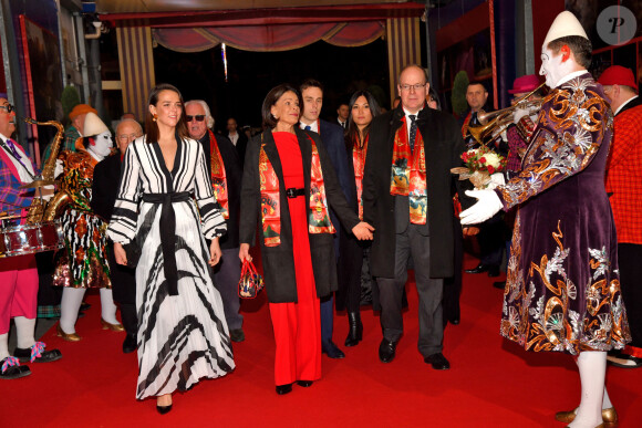 Pauline Ducruet, la princesse Stéphanie de Monaco, Louis Ducruet, sa femme Marie et le prince Albert II de Monaco durant la soirée d'ouverture du 44eme Festival International du Cirque de Monte-Carlo à Monaco le 16 janvier 2020. Le Festival se déroule sous le chapiteau de Fontvieille du 16 au 26 janvier 2020. © Bruno Bebert/Bestimage