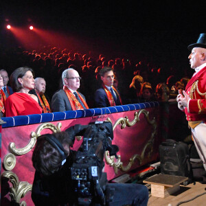 Pauline Ducruet, la princesse Stéphanie de Monaco, le prince Albert II de Monaco et Louis Ducruet durant la soirée d'ouverture du 44eme Festival International du Cirque de Monte-Carlo à Monaco le 16 janvier 2020. Le Festival se déroule sous le chapiteau de Fontvieille du 16 au 26 janvier 2020. © Bruno Bebert/Bestimage