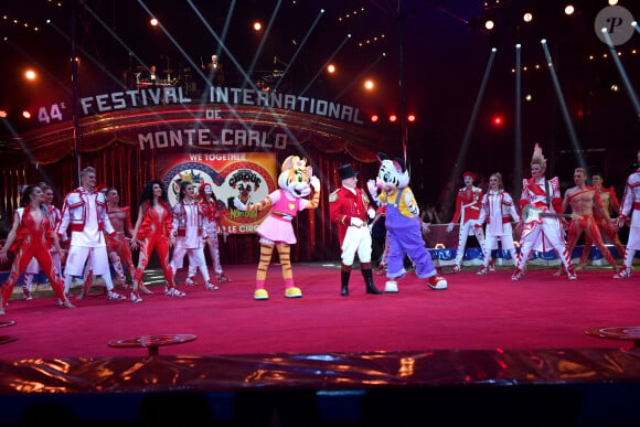 La troupe du Circus Theater Bingo durant la soirée d'ouverture du 44eme Festival International du Cirque de Monte-Carlo à Monaco le 16 janvier 2020. Le Festival se déroule sous le chapiteau de Fontvieille du 16 au 26 janvier 2020. © Bruno Bebert/Bestimage