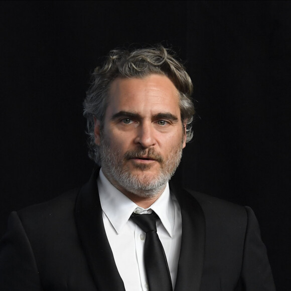 Joaquin Phoenix - Pressroom - 26ème cérémonie annuelle des "Screen Actors Guild Awards" ("SAG Awards") au "Shrine Auditorium" à Los Angeles, le 19 janvier 2020. © Kevin Sullivan via ZUMA Wire/Bestimage