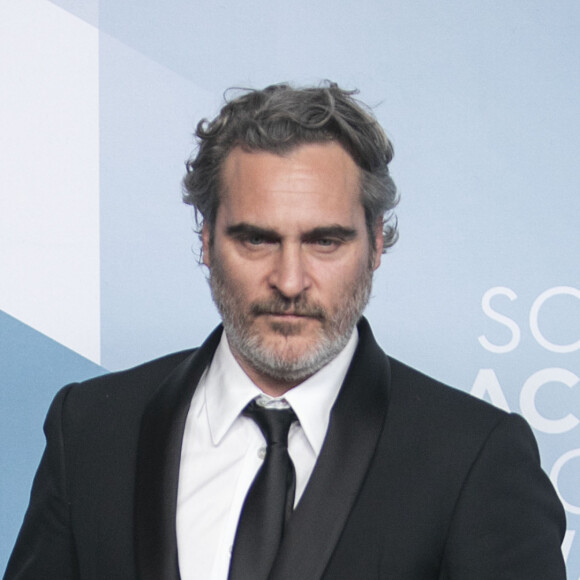 Joaquin Phoenix - Pressroom - 26ème cérémonie annuelle des "Screen Actors Guild Awards" ("SAG Awards") au "Shrine Auditorium" à Los Angeles, le 19 janvier 2020. © Prensa Internacional via ZUMA Wire / Bestimage
