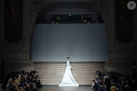 Défilé Antonio Grimaldi, collection Haute Couture printemps-été 2020, au Palais de la découverte. Paris, le 20 janvier 2020.