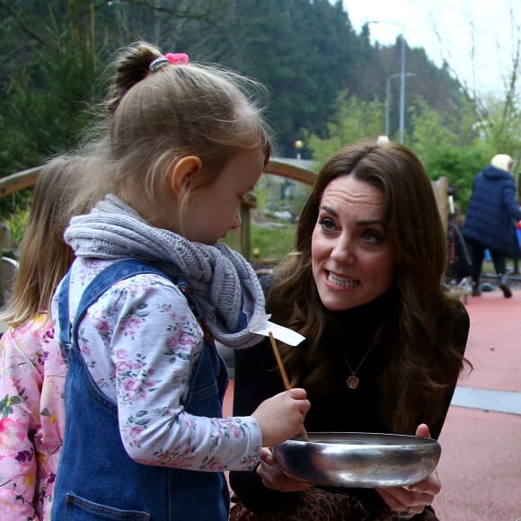 Kate Middleton, duchesse de Cambridge, en visite au centre pour enfants "Ely & Caerau" à Cardiff. Le 22 janvier 2020