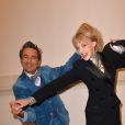 Vincent Darré et Arielle Dombasle lors du photocall du dernier défilé de mode Haute-Couture printemps-été 2020 "Jean-Paul Gaultier" au théâtre du Châtelet à Paris, France, le 22 janvier 2020. © Veeren-Clovis/Bestimage