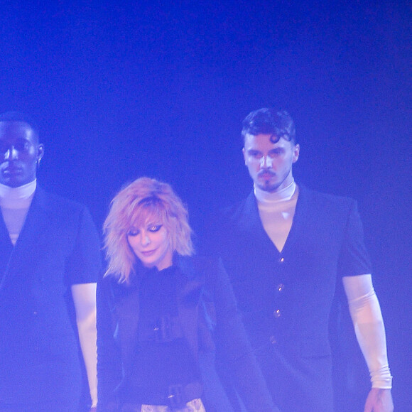 Mylène Farmer lors du dernier défilé de mode Haute-Couture printemps-été 2020 "Jean-Paul Gaultier" au théâtre du Châtelet à Paris, France, le 22 janvier 2020. crédit Veeren/BestImage
