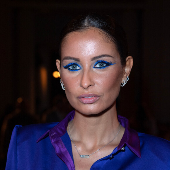 Malika Ménard assiste au défilé Zuhair Murad, collection Haute Couture printemps-été 2020, à l'Hôtel Potocki. Paris, le 22 janvier 2020.