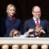 Le prince Albert II de Monaco, sa femme la princesse Charlène et leurs enfants le prince héréditaire Jacques et la princesse Gabriella ont assité depuis un balcon du Palais à la traditionnelle procession durant la célébration de la Sainte Dévote, Sainte patronne de Monaco, à Monaco le 27 janvier 2020. © Bruno Bebert / Bestimage