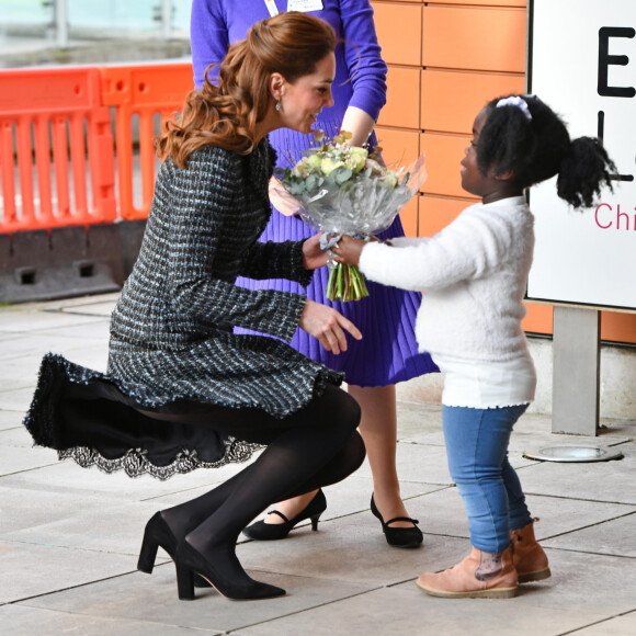 Kate Middleton, duchesse de Cambridge, arrive à un atelier organisé par le programme hospitalier de la National Portrait Gallery à l'Evelina Children's Hospital à Londres, Royaume Uni, le 28 janvier 2020.