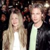 Jennifer Aniston et Brad Pitt à la première du film "Erin Brockovich" à Los Angeles le 15 mars 2000.