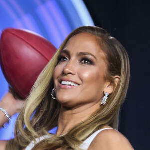 Shakira et Jennifer Lopez en conférence lors de la mi-temps du Pepsi Super Bowl à Miami, le 30 janvier 2020.