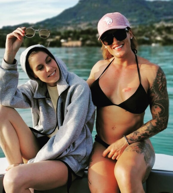 Fanny Leeb avec une amie sur Instagram, le 16 juillet 2019