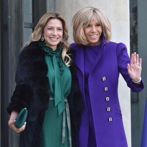 La première dame Brigitte Macron accueille Fabiola Yanez, la femme du président de l'Argentine, au palais de l'Elysée à Paris le 5 février 2020. © Giancarlo Gorassini / Bestimage