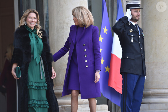 La première dame Brigitte Macron accueille Fabiola Yanez, la femme du président de l'Argentine, au palais de l'Elysée à Paris le 5 février 2020. © Giancarlo Gorassini / Bestimage