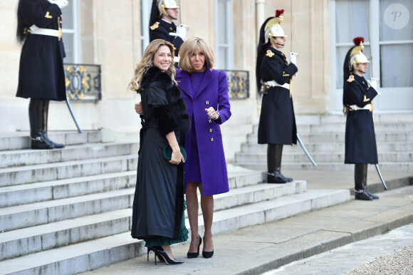 La première dame Brigitte Macron accueille Fabiola Yanez, la femme du président de l'Argentine, au palais de l'Elysée à Paris le 5 février 2020. © Giancarlo Gorassini / Bestimage