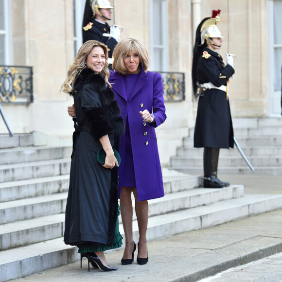 La première dame Brigitte Macron accueille Fabiola Yanez, la femme du président de l'Argentine, au palais de l'Elysée à Paris le 5 février 2020. © Giancarlo Gorassini / Bestimage